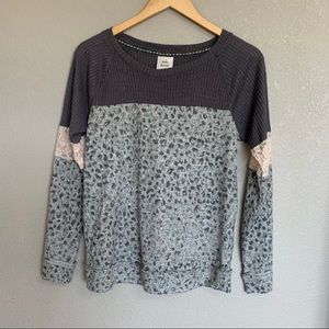 Knox Rose Waffle Knit Top Gray Leopard Print Size XS Mixed Media NWT